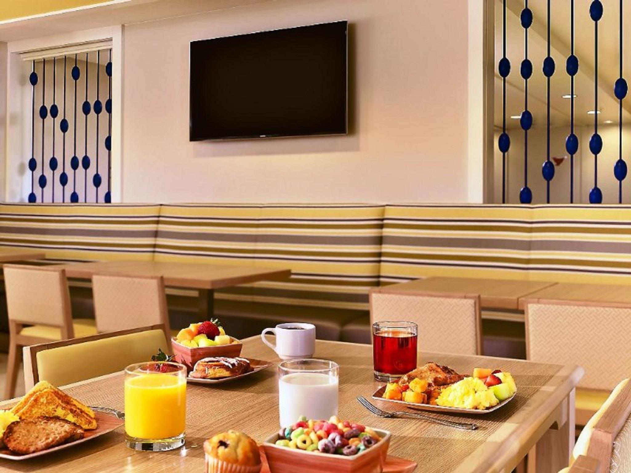 โซเนสต้า เอส สวีทส์ ออร์แลนโด้ อินเตอร์เนชั่นแนล ไดรฟ์ โฮเต็ล Hotel Williamsburg ภายนอก รูปภาพ