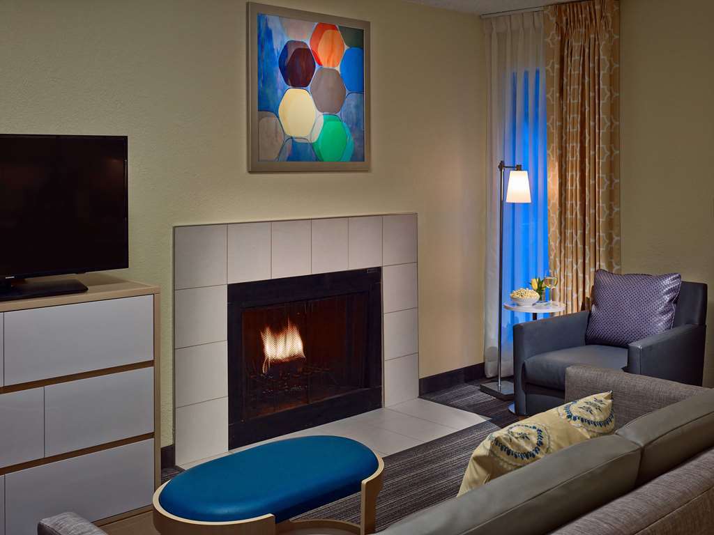 โซเนสต้า เอส สวีทส์ ออร์แลนโด้ อินเตอร์เนชั่นแนล ไดรฟ์ โฮเต็ล Hotel Williamsburg ห้อง รูปภาพ